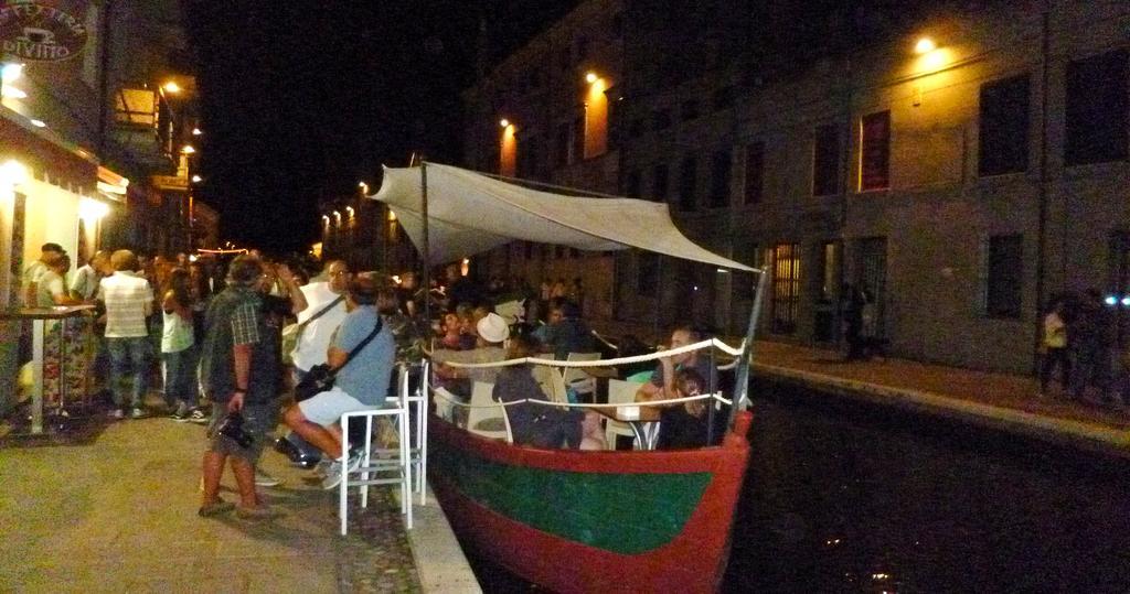 Residenza Holiday Llido Degli Estensi Luaran gambar